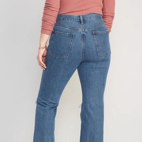 Old Navy Mid-Rise Slouchy Boot-Cut Ripped Non-Stretch Jeans for Women New - Picture 8 of 10